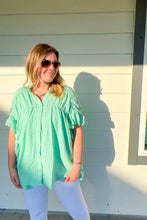 Load image into Gallery viewer, Mint Mojito Wrinkle Gauze Top