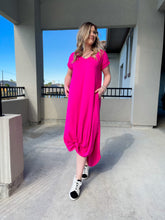 Load image into Gallery viewer, Short On Time Short Sleeve Maxi Dress