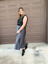 Load image into Gallery viewer, Velvet Pleated Skirt with Elastic Waist Band