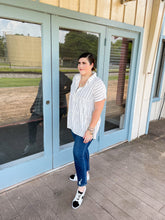 Load image into Gallery viewer, Back To The Basics Black & White Stripe Top