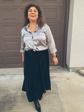 Load image into Gallery viewer, Velvet Pleated Skirt with Elastic Waist Band