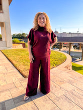 Load image into Gallery viewer, The First Class Set In Burgundy