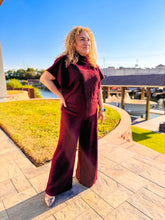 Load image into Gallery viewer, The First Class Set In Burgundy
