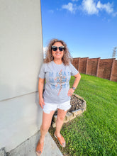 Load image into Gallery viewer, Mama Leopard Lightning Tee in Heather Gray