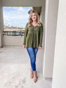 Falling For Olive Long Sleeve Babydoll Top – The Frosted Boutique